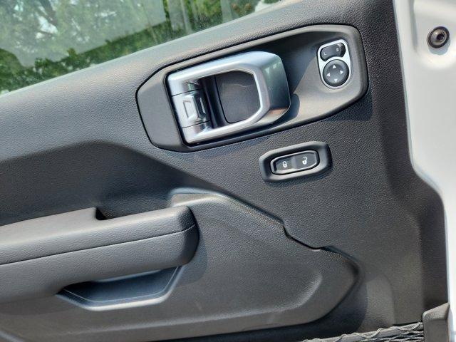 new 2025 Jeep Wrangler car, priced at $59,034