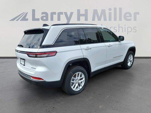 new 2025 Jeep Grand Cherokee car, priced at $39,876