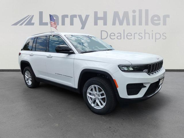 new 2025 Jeep Grand Cherokee car, priced at $39,876