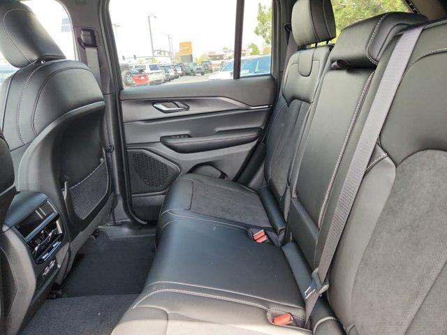 new 2025 Jeep Grand Cherokee car, priced at $45,357