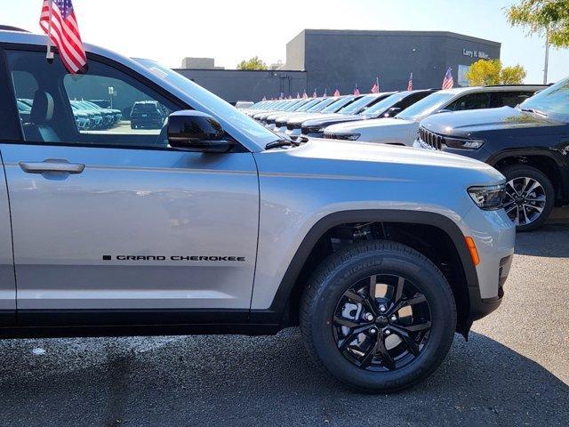 new 2025 Jeep Grand Cherokee L car, priced at $48,729