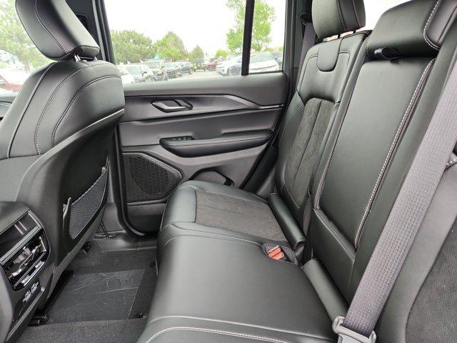 new 2025 Jeep Grand Cherokee car, priced at $47,303