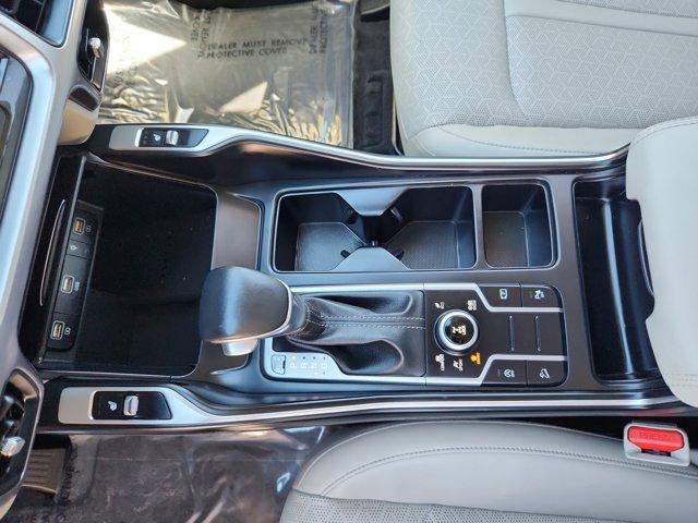 used 2023 Kia Sorento car, priced at $26,999