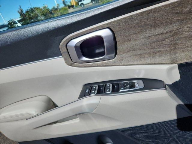 used 2023 Kia Sorento car, priced at $26,999