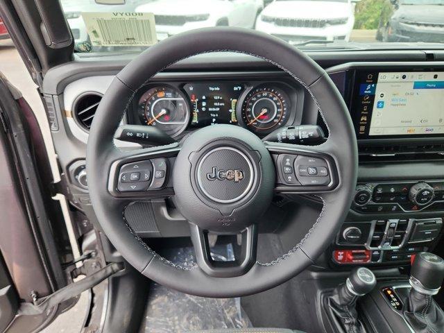 new 2025 Jeep Wrangler car, priced at $48,839