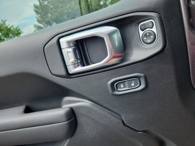 new 2025 Jeep Wrangler car, priced at $48,839