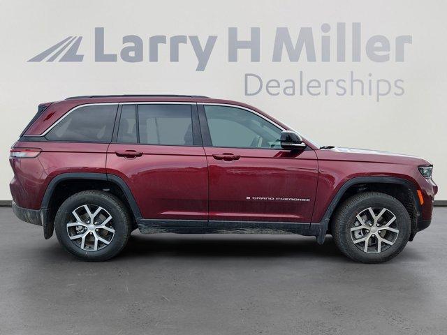 new 2025 Jeep Grand Cherokee car, priced at $45,427