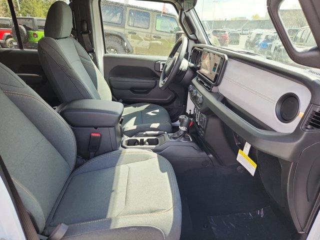 new 2025 Jeep Wrangler car, priced at $44,679