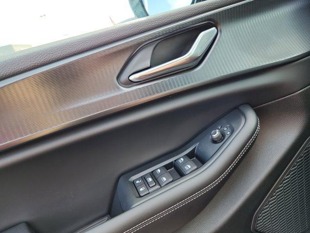 new 2025 Jeep Grand Cherokee car, priced at $49,377