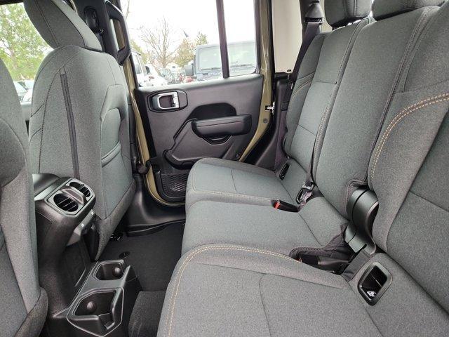 new 2025 Jeep Gladiator car, priced at $43,823