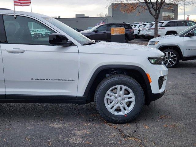 new 2025 Jeep Grand Cherokee car, priced at $40,324