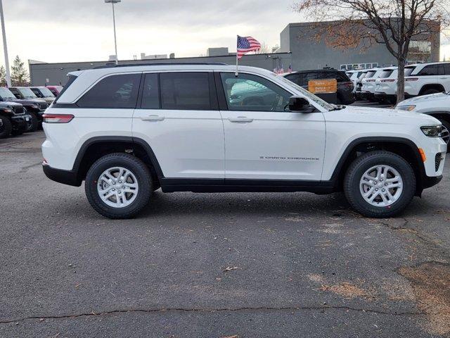 new 2025 Jeep Grand Cherokee car, priced at $40,324