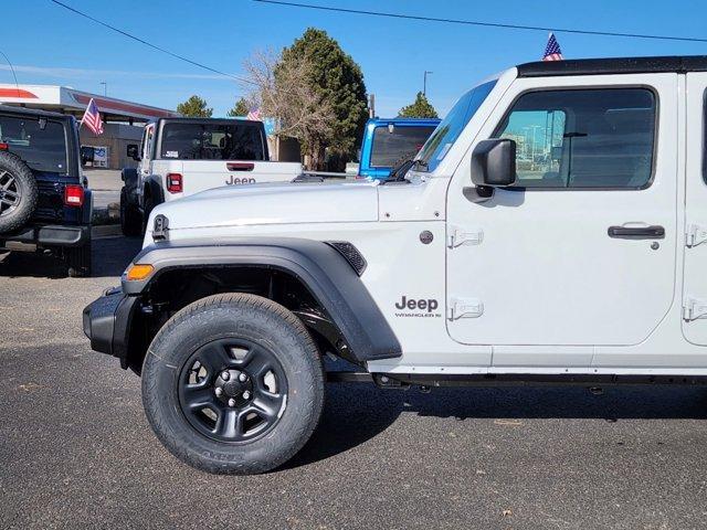 new 2025 Jeep Wrangler car, priced at $41,949