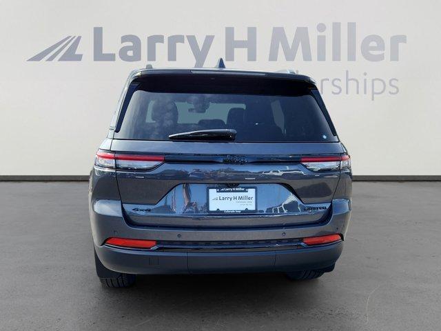 new 2025 Jeep Grand Cherokee car, priced at $52,372