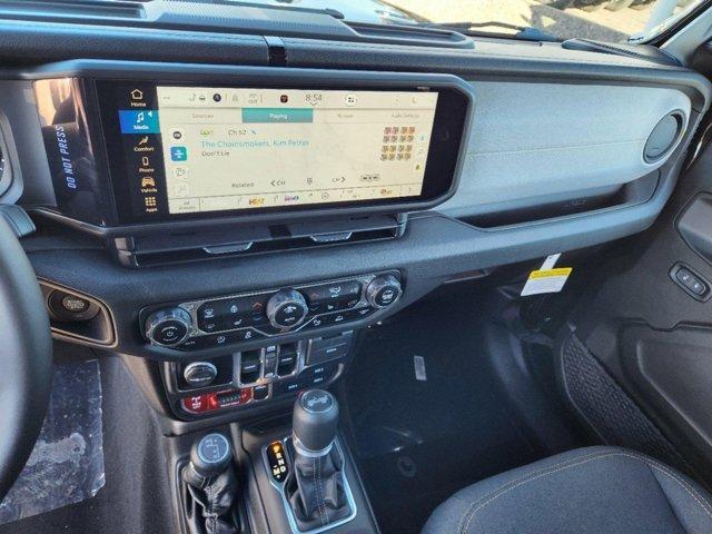 new 2025 Jeep Wrangler car, priced at $55,397
