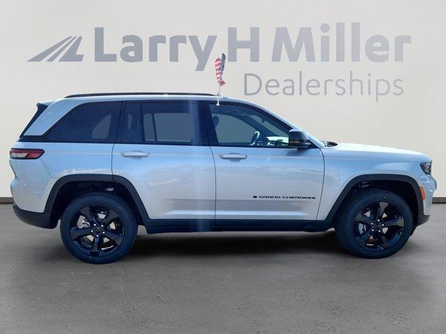 new 2025 Jeep Grand Cherokee car, priced at $46,569