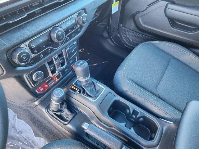 new 2025 Jeep Wrangler car, priced at $55,397