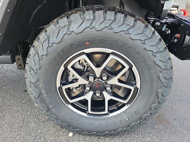 new 2025 Jeep Wrangler car, priced at $56,767