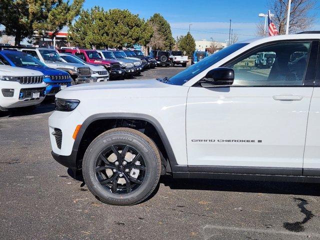 new 2025 Jeep Grand Cherokee car, priced at $43,690