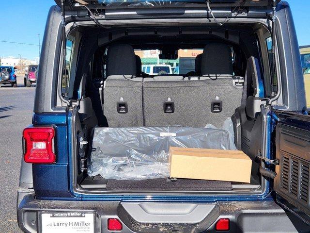 new 2025 Jeep Wrangler car, priced at $60,909