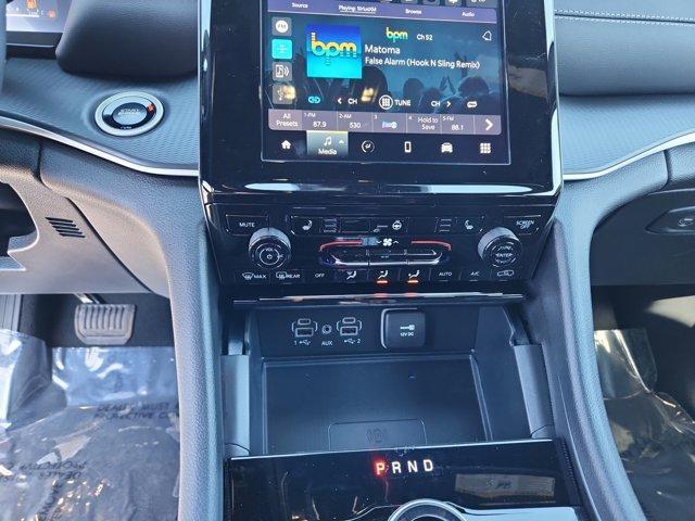 new 2025 Jeep Grand Cherokee car, priced at $43,660