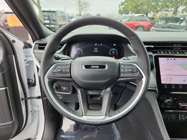 new 2025 Jeep Grand Cherokee car, priced at $52,669