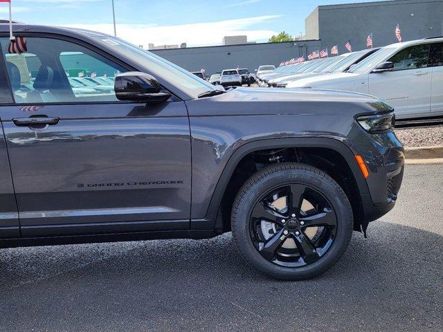 new 2024 Jeep Grand Cherokee L car, priced at $52,298