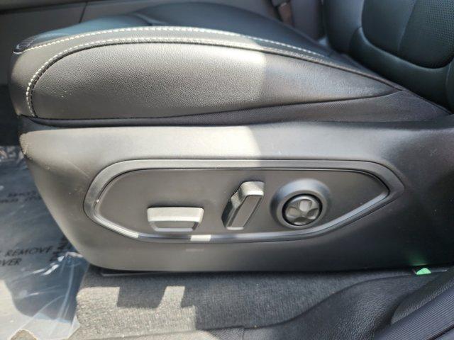 new 2025 Jeep Grand Cherokee car, priced at $53,354