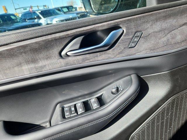 new 2025 Jeep Grand Cherokee car, priced at $50,271