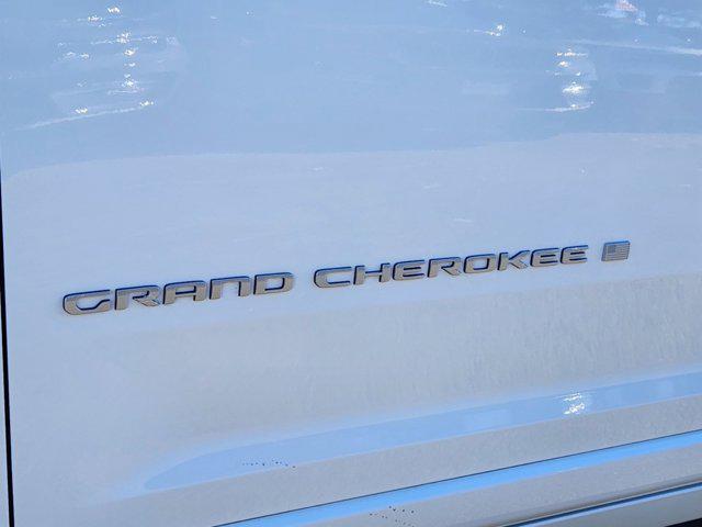 new 2024 Jeep Grand Cherokee L car, priced at $62,897