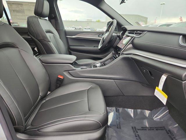 new 2025 Jeep Grand Cherokee 4xe car, priced at $59,367