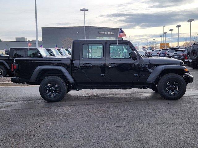 new 2025 Jeep Gladiator car, priced at $41,654