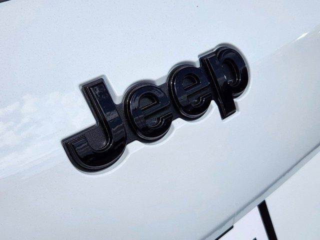 new 2025 Jeep Grand Cherokee L car, priced at $43,661