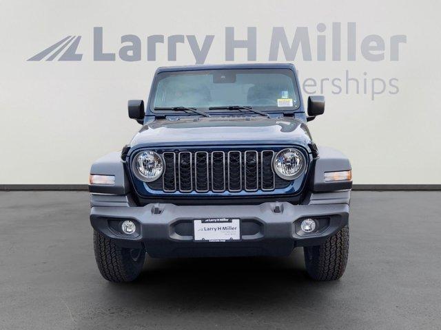 new 2025 Jeep Wrangler car, priced at $47,417