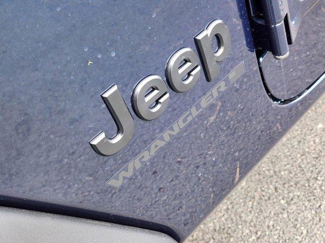 new 2025 Jeep Wrangler car, priced at $47,417