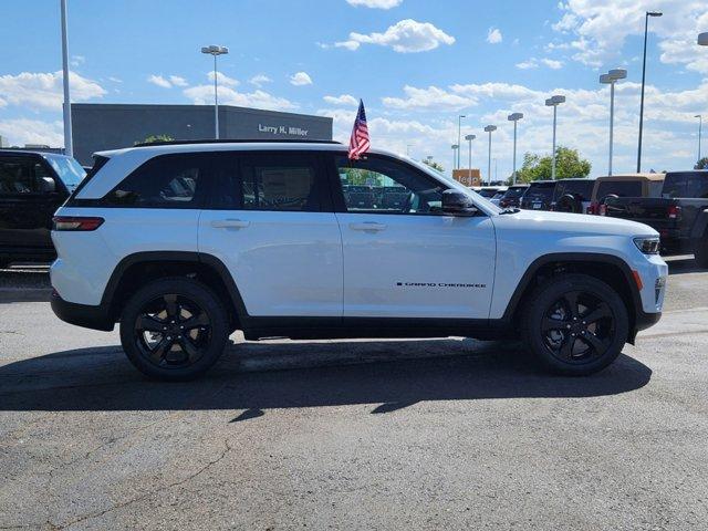 new 2024 Jeep Grand Cherokee car, priced at $48,173