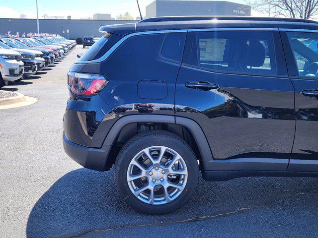 new 2024 Jeep Compass car, priced at $31,409