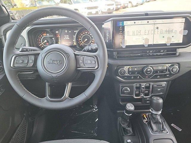 new 2025 Jeep Wrangler car, priced at $47,417