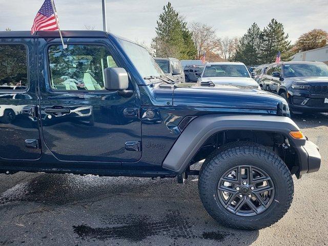 new 2025 Jeep Wrangler car, priced at $48,432