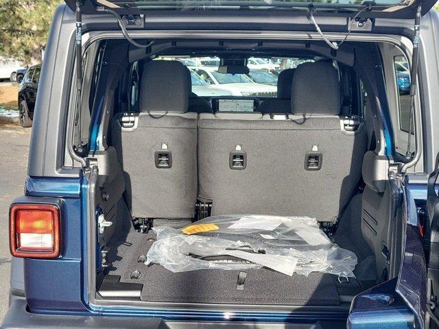 new 2025 Jeep Wrangler car, priced at $47,417