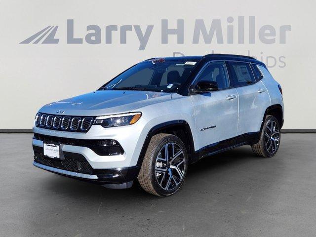 new 2025 Jeep Compass car, priced at $38,015