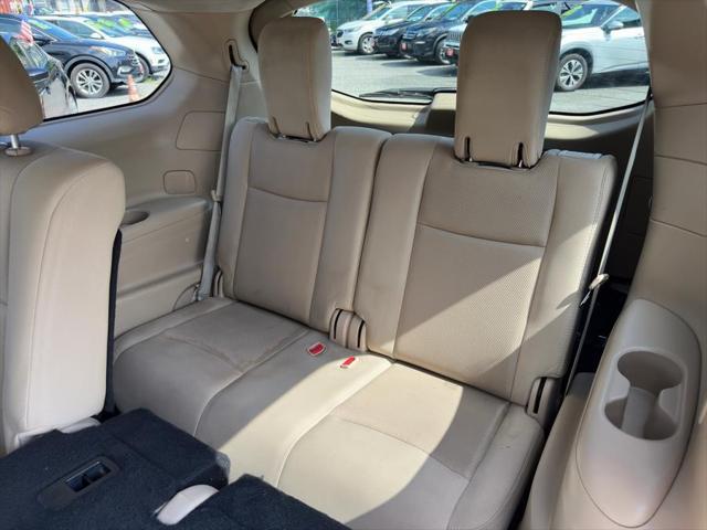 used 2017 Nissan Pathfinder car