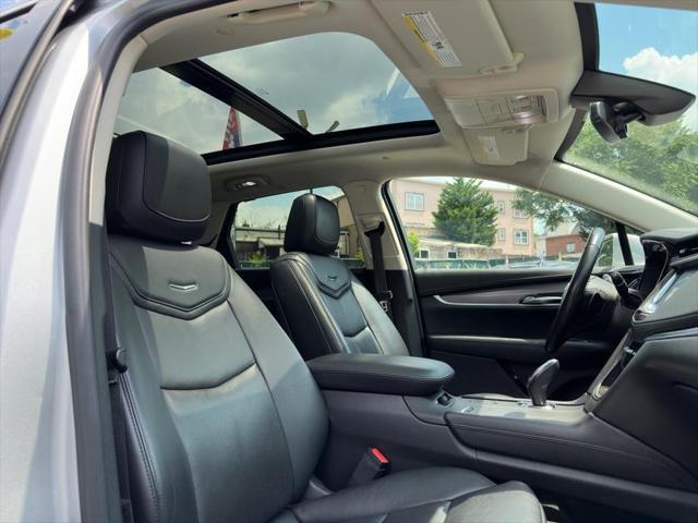 used 2019 Cadillac XT5 car, priced at $17,995