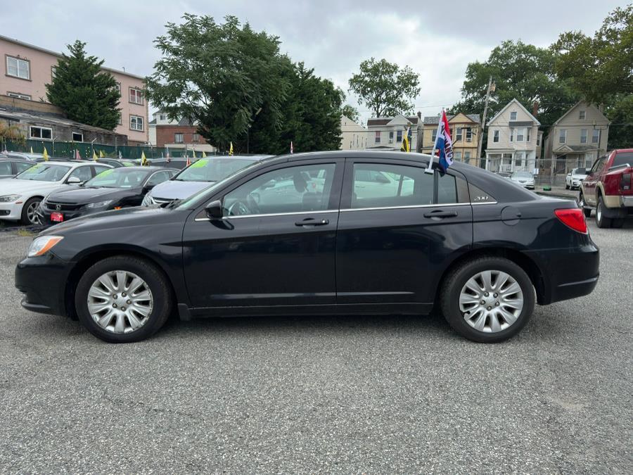 used 2012 Chrysler 200 car, priced at $5,995