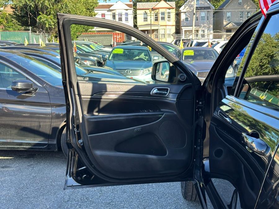 used 2019 Jeep Grand Cherokee car, priced at $16,995