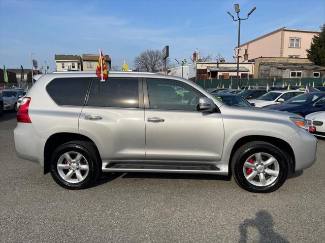 used 2011 Lexus GX 460 car, priced at $13,995
