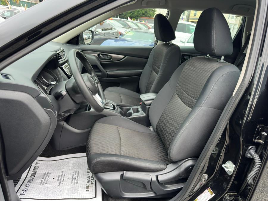 used 2019 Nissan Rogue car, priced at $10,495