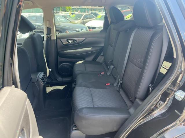 used 2017 Nissan Rogue car