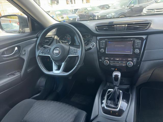 used 2017 Nissan Rogue car