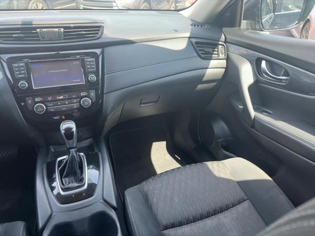 used 2017 Nissan Rogue car
